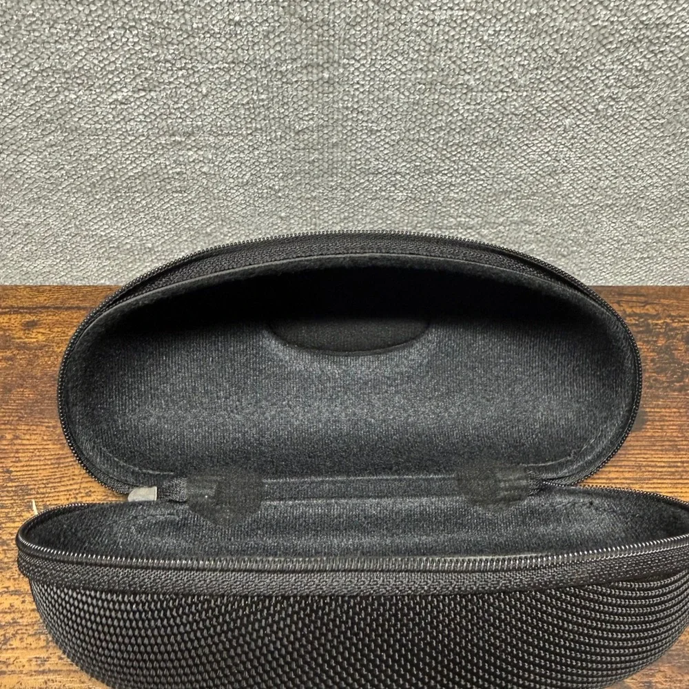 Oakley Vault Sunglasses Case Black Hard Shell Ballistic Nylon Zippered Eyewear
